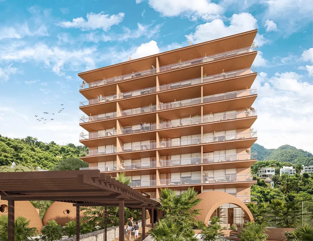 TAO Blue Gardens en Puerto Vallarta — torre de terrazas escalonadas entre la sierra